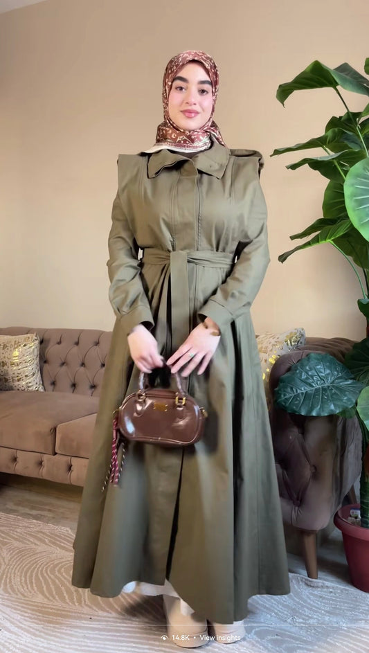 Passant gaberdine dress